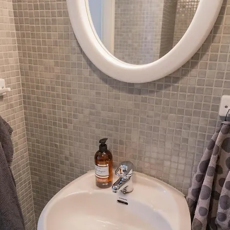 Rajaportti Luxury Loft House 아파트