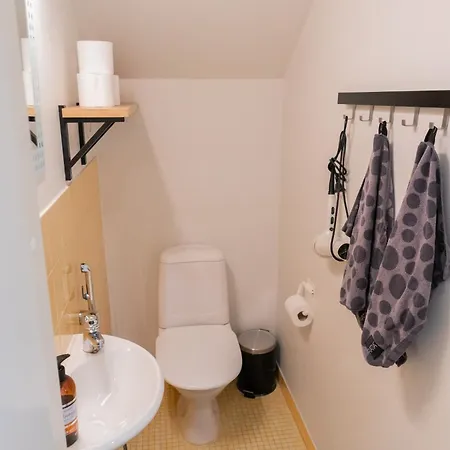 Rajaportti 1st&2nd Floor Loft With Lakeview And Free Front Door Parking With Electric Car Plug Daire *