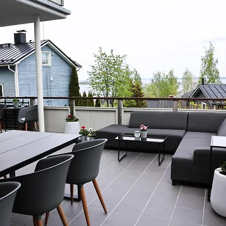 Rajaportti Loft House-sleeps 14-lake Views-sauna Capital-front Yard Parking-electric Vehicle
